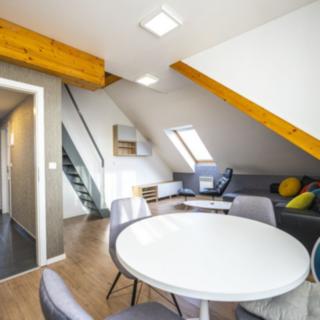 Pronájem bytu 3+kk 80 m² Praha