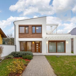 Prodej rodinného domu 226 m² Vracov