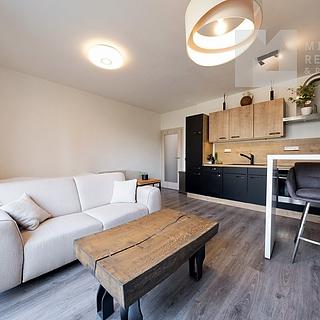 Pronájem bytu 1+kk, garsoniery 34 m&sup2; Brno