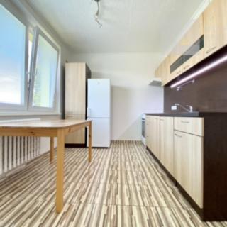 Pronájem bytu 2+1 60 m² Rosice, Kaštanová