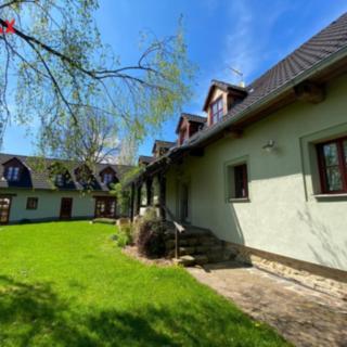 Pronájem bytu 4+1 120 m² Nadějkov