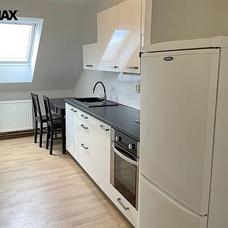 Pronájem bytu 2+kk, 48m&sup2;