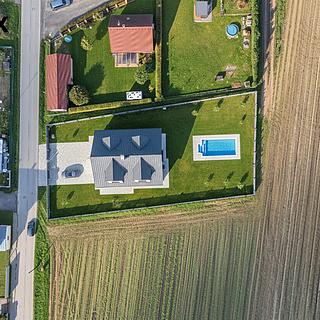 Prodej stavební parcely 1 671 m² Všestary Rosnice