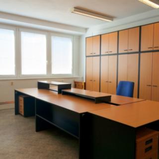 Pronájem kanceláře 512 m² Hradec Králové Kukleny, Kampelíkova