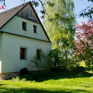 Pronájem rodinného domu 360 m² Nadějkov