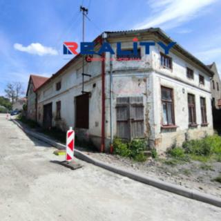 Prodej rodinného domu 618 m² Leština Doubravice