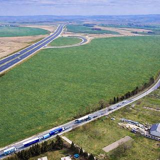 Prodej komerčního pozemku 10000 m&sup2; Řídký