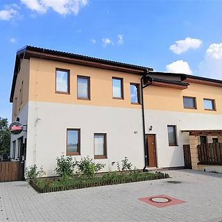 Pronájem bytu 2+kk 54 m² Jeneč