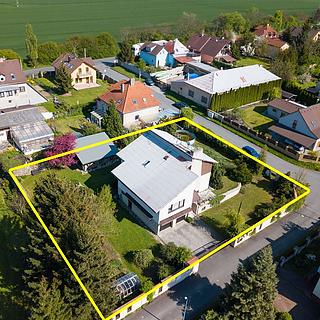 Prodej rodinného domu 251 m&sup2; Unhošť