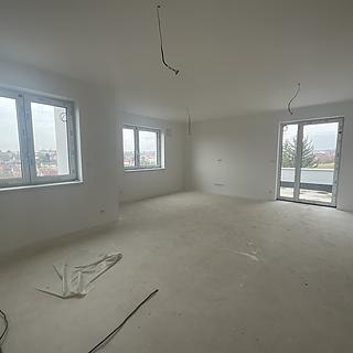 Prodej bytu 4+kk 102 m&sup2; Šlapanice