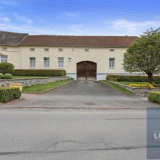 Prodej stavební parcely 11472 m² Petrůvky