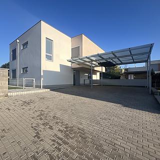 Pronájem bytu 2+kk 51 m² Želešice, Sádky