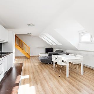 Prodej bytu 2+kk 78 m² Praha