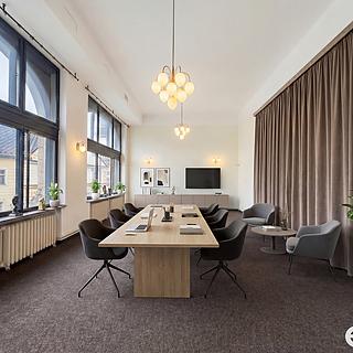 Pronájem kanceláře 99 m² Semily, Husova