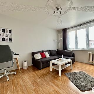 Pronájem bytu 2+1 51 m² Nové Strašecí