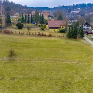 Prodej stavební parcely 1 721 m² Skuhrov