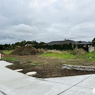 Prodej stavební parcely 974 m² Církvice