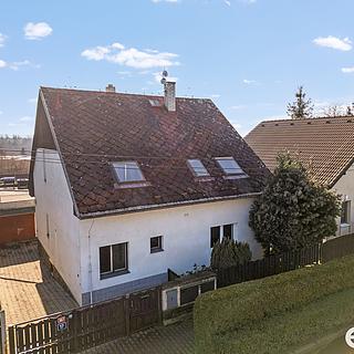 Prodej rodinného domu 160 m² Praha Kolovraty, Za podjezdem