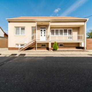 Prodej rodinného domu 115 m² Dolní Dunajovice, Krátká