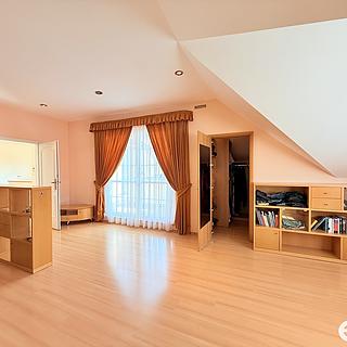 Pronájem bytu 4+kk 171 m² Praha Slivenec, Granátová