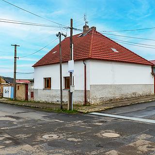 Prodej rodinného domu 78 m² Pchery, Sportovní