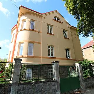 Pronájem bytu 2+kk 58 m&sup2; Kolín
