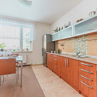 Prodej bytu 3+1 79 m² Sezemice, Smetanova