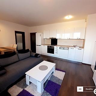 Pronájem bytu 2+kk 60 m&sup2; Praha