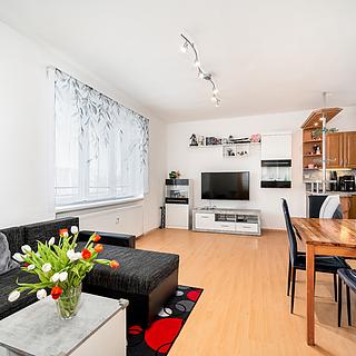 Prodej bytu 3+kk 69 m&sup2; Břeclav