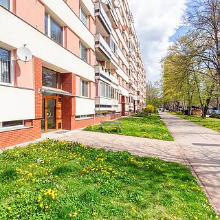 Pronájem bytu 2+1 66 m&sup2; Hradec Králové