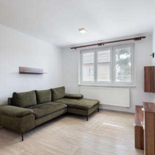 Pronájem bytu 3+1 72 m² Pacov, Nádražní