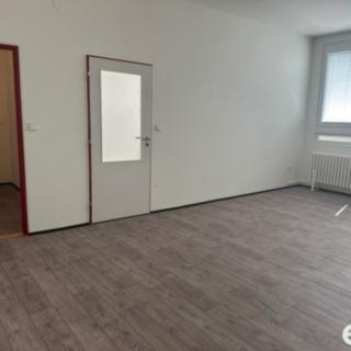 Pronájem bytu 3+1 90 m² Hradec Králové