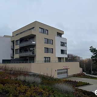 Pronájem bytu 1+kk, garsoniery 32 m² Praha