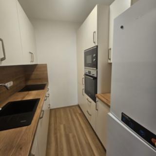 Pronájem bytu 2+kk 43 m² Praha Ruzyně, Ciolkovského