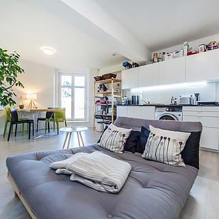 Pronájem bytu 2+kk 46 m&sup2; Praha