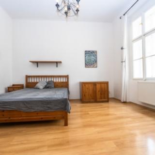 Pronájem bytu 2+kk 39 m² Praha