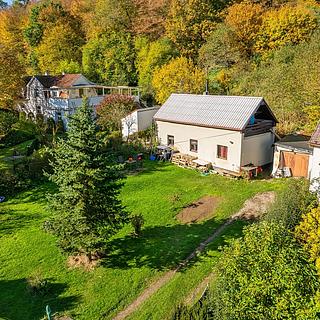 Prodej rodinného domu 76 m² Černolice, V Potocích