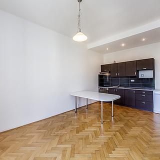 Pronájem bytu 2+kk 52 m² Praha