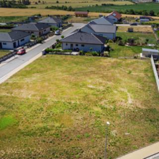 Prodej stavební parcely 1 189 m² Dobrovice, U Vrbiček
