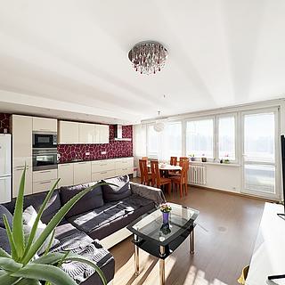 Pronájem bytu 3+kk 71 m&sup2; Praha