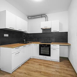 Pronájem bytu 2+kk 47 m² Plzeň Jižní Předměstí, Poděbradova