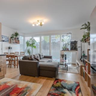 Pronájem bytu 2+kk 63 m² Praha