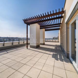 Prodej bytu 2+kk 133 m² Praha