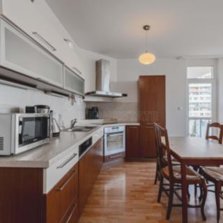 Pronájem bytu 2+kk 64 m² Praha