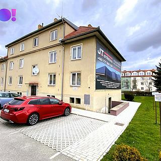 Prodej bytu 2+kk 42 m² Třeboň II, Souběžná