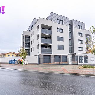 Pronájem bytu 4+kk 131 m² Český Brod