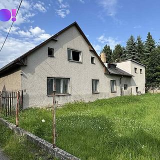 Prodej rodinného domu 180 m&sup2; Hrádek