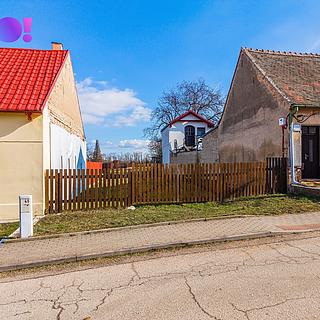 Prodej stavební parcely 521 m&sup2; Pouzdřany