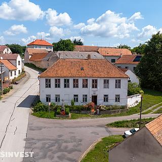 Prodej rodinného domu 260 m&sup2; Lomy