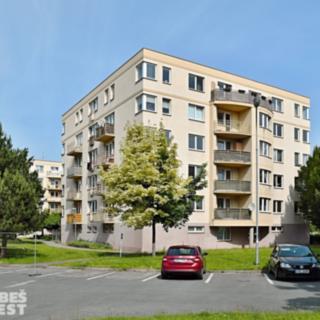 Pronájem bytu 3+kk 83 m² Hradec Králové